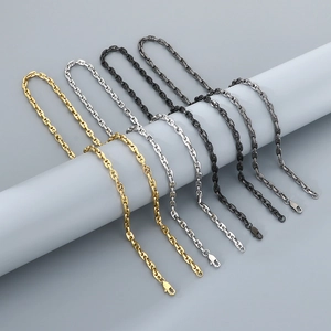 Set of four 5mm stainless steel pig nose chains in gold, silver, black, and gunmetal grey