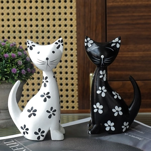 Figurines de chat nordiques en bois avec motifs floraux pour décoration de maison