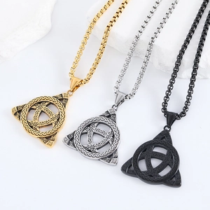 Colliers Viking nœud celtique triangle pour hommes en or, argent et noir acier inoxydable