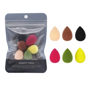 Set de 6 mini esponjas de maquillaje en forma de gota en varios colores con empaque