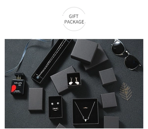 Eleganti scatole regalo per gioielli nero opaco in varie dimensioni con spugna interna