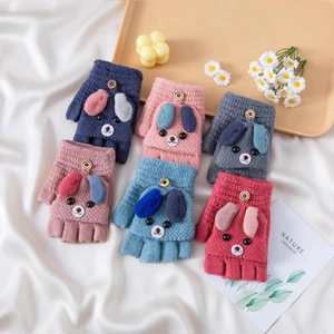Gants en tricot pour enfants avec design de chien de dessin animé et rabat pratique