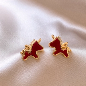 Boucles D'oreilles Licorne Pégase En Émail Rouge Avec Tige En Argent Alliage Plaqué Or Zircon Bijoux Animaux Mythiques Femmes
