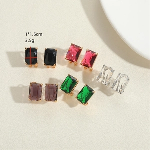 Square crystal zircon earrings set in five colors with geometric four-prong 18K gold plating