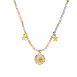 Collier bohème en perles colorées avec breloques étoiles dorées et pendentif papillon