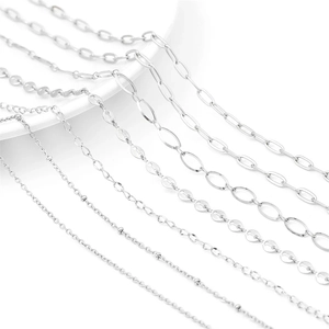 Vari stili di collane e catene cubane in acciaio inossidabile argento per gioielli DIY
