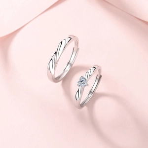 Adjustable S925 sterling silver couple rings with heart stone and twisted rope pattern