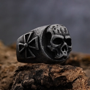 Skull Ring Stainless Steel Gothic Punk Cross Relief Retro Silver Vintage Jewelry For Men Hip Hop Rock Biker Fashion Accessories