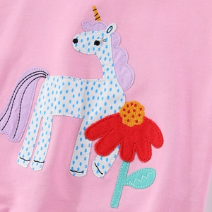 Sweat rose en coton pour petite fille avec applique licorne et broderies florales