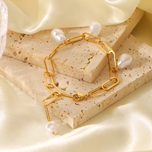 18K gold plated stainless steel chain bracelet with irregular baroque pearl charms