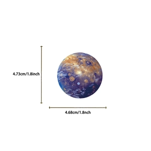 Vue détaillée d'autocollant planète montrant les dimensions de 4,7 cm de diamètre