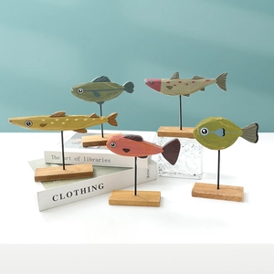Handgefertigtes Holz Fisch Ornament Mit Metallständer Nordischer Stil Mediterrane Skulptur Für Schreibtisch Dekoration Geschenk