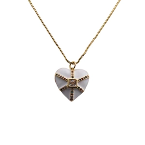 Collier avec pendentif cœur doré à l'émail blanc et zircons cubiques colorés