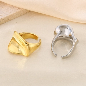 Minimalist 18K gold and silver plated irregular wavy thick open rings on silk stone