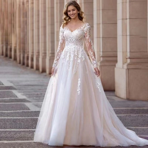Spitzen Hochzeitskleid Langarm V Ausschnitt Tüll A Linie Brautkleid Mit Großer Schleppe Elegante Bestickung Elfenbeinschwarz