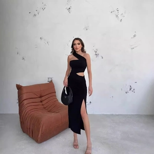 Robe Maxi À Une Épaule Évidée Froncée Fente Haute Polyester Élasthanne Moulante Sexy Soirée Clubwear Femmes