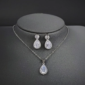 Waterdrop Pear Shaped Cubic Zirconia Necklace And Earrings Elegant Halo Copper Jewelry Fashion For Women