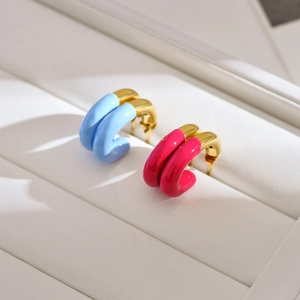 U-shaped stainless steel earrings with colorful enamel finish in blue and hot pink
