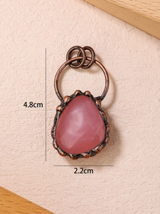 Macro view of vintage copper teardrop pendant dimensions showing 4.8cm height and 2.2cm width