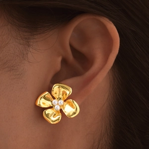 Floral Stud Earrings Copper Gold Plated Faux Artificial Pearl Petal Vintage Elegant Jewelry For Women