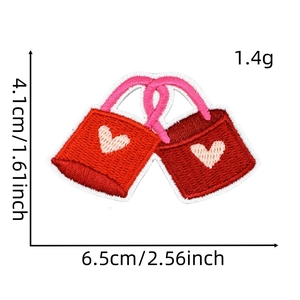 Detail view of heart-shaped shopping bag embroidery patch with dimensions 6.5x4.1cm