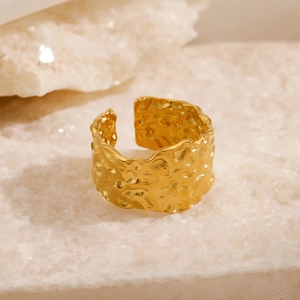 Adjustable hammered texture gold open ring for women with minimalist geometric style