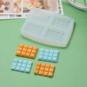 4-cavity square silicone mold for DIY chocolate, fondant cakes and handmade soap crafts