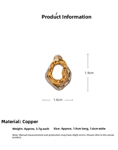 Detailed view of two-tone irregular oval earrings in copper with dimensions and weight