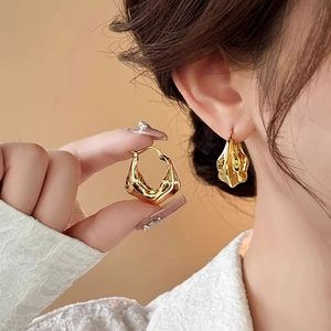 18K gold plated V-shaped pleated hoop earrings with irregular lava texture for women