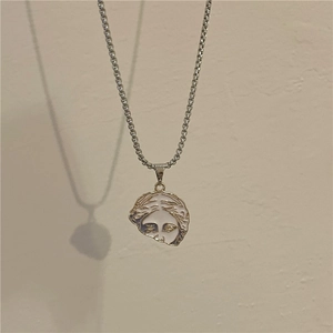 Venus Statue Portrait Pendant Necklace Stainless Steel Alloy Enamel Retro Classical Style Jewelry For Women Men