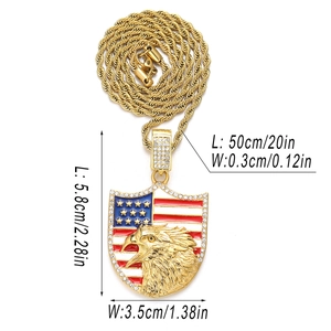 Spécifications de taille pour le pendentif aigle drapeau américain doré avec chaîne
