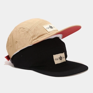 Washed cotton five-panel flat brim hip-hop hats in khaki and black with Old New labels