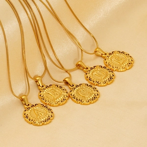 Collier Pendentif Alphabet Initial Rond Creux Rétro Plaqué Or 18K Acier Inoxydable Chaîne Serpent Pour Femme