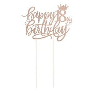 Detailaufnahme der roségoldenen Glitzer Tortendeko zum 18. Geburtstag mit Krone und Sternen