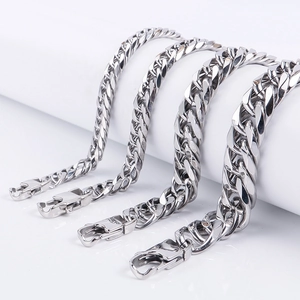 Rugged stainless steel curb link chains for men in various thickness levels