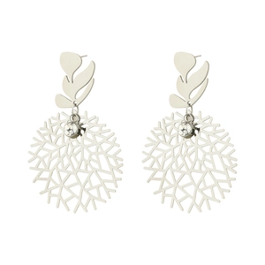 Elegant silver hollow circular tassel earrings with freshwater pearls and rhinestones
