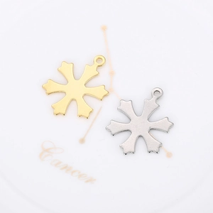 Golden and silver stainless steel snowflake pendants for DIY necklaces and jewelry making