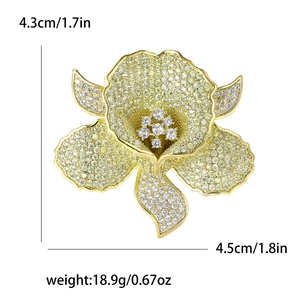 Elegant gold flower brooch with cubic zirconia crystals, size and weight specifications