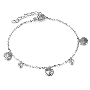 Elegantes Edelstahlarmband in Silber mit Muschelanhängern und Zirkonia-Akzenten
