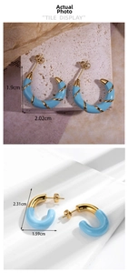 Detail showing blue enamel and gold C-shaped twisted thread earrings with dimensions