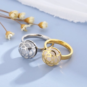 Polished stainless steel flower ring with tiger eye stone in gold and silver finish