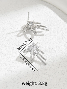 Detail showing dimensions and weight of silver meteor earrings with zircon stones