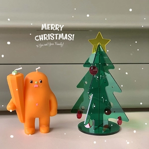 Acrylic mini Christmas tree set with orange cartoon character candle and festive stars