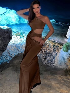 Robe Maxi À Une Épaule Découpée Froncée Moulante Marron Polyester Élasthanne Sexy Tenue De Soirée Femmes