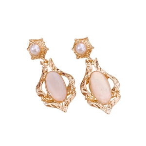 Elegant French style oval pendant earrings with hammered gold finish and white pearls