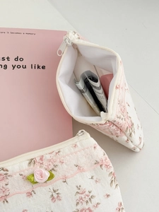 Pochette fleurie en coton avec dentelle et ruban rose, modèles grand et petit inclus