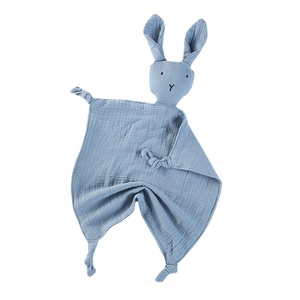 Doudou en mousseline de coton bleu clair avec tête de lapin et coins noués pour bébé
