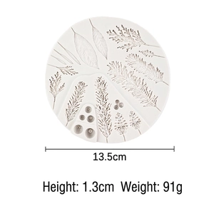 Christmas pinecone and leaf wreath silicone mold for cake decorating and baking