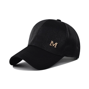 Casquette De Baseball En Coton Mercerisé Satiné Réglable Lettre M En Métal Doré Chapeau De Soleil Mode Pour Hommes Femmes