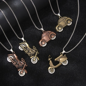 Retro Car Motorcycle Pendant Necklace With Alloy Model And Stainless Steel Chain Distressed Vintage Style For Unisex